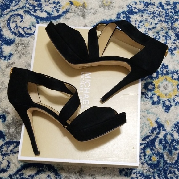 Michael Kors Ariel Black Suede Platform Sandal 9 - Picture 5 of 6